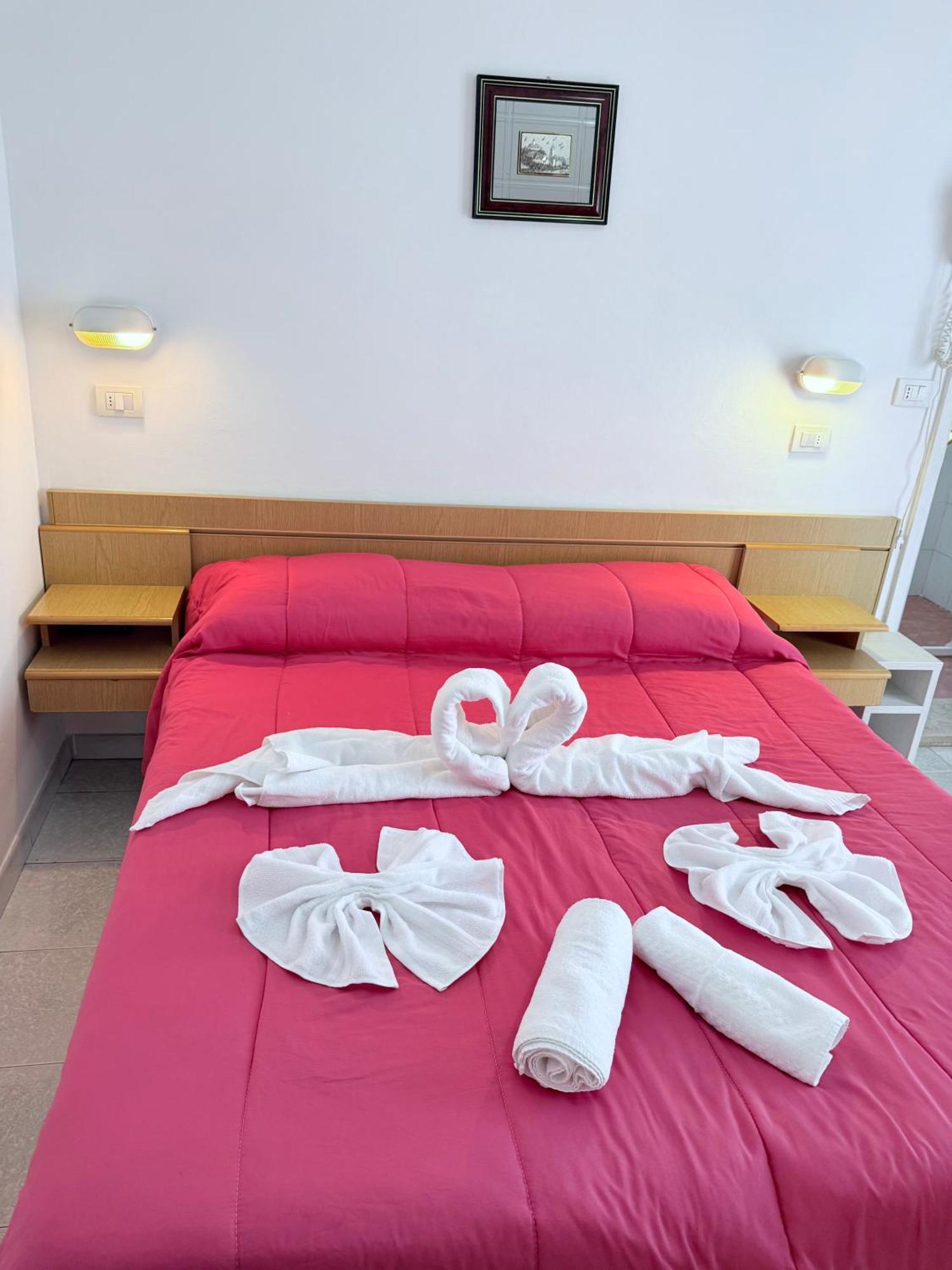 Hotel Malibu Mare Rimini Exterior foto